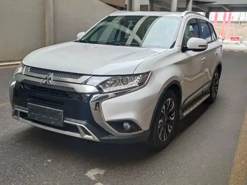 Mitsubishi Outlander, 2019
