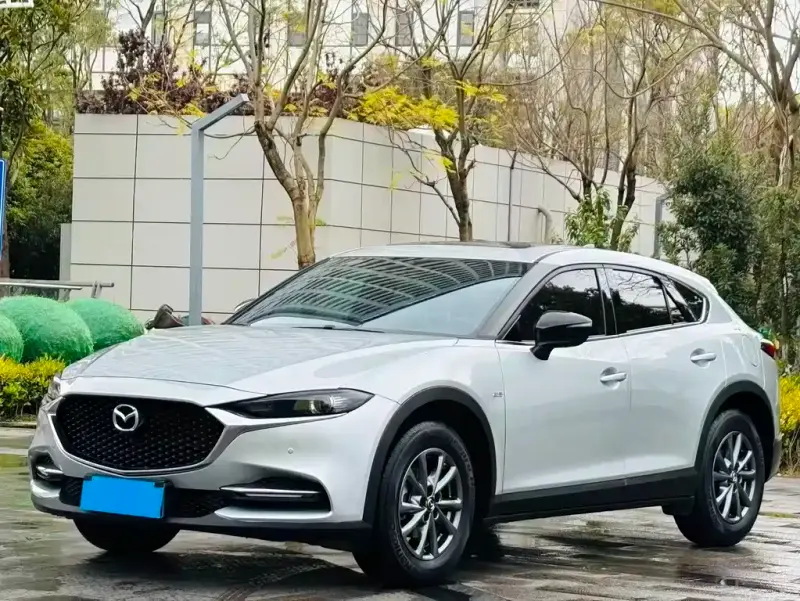 Mazda CX-4, 2022