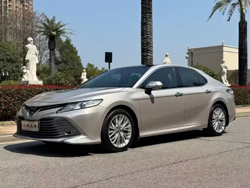 Toyota Camry, 2020