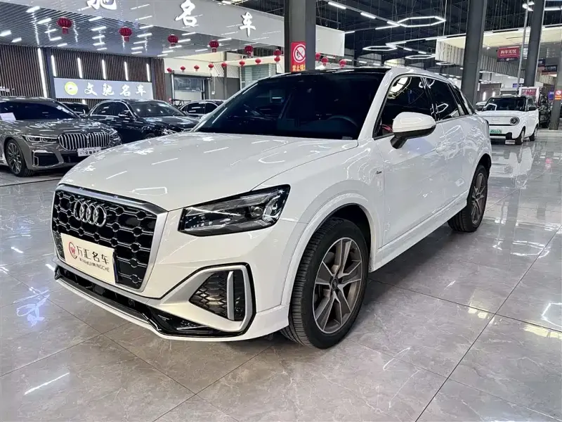 Audi Q2L, 2024