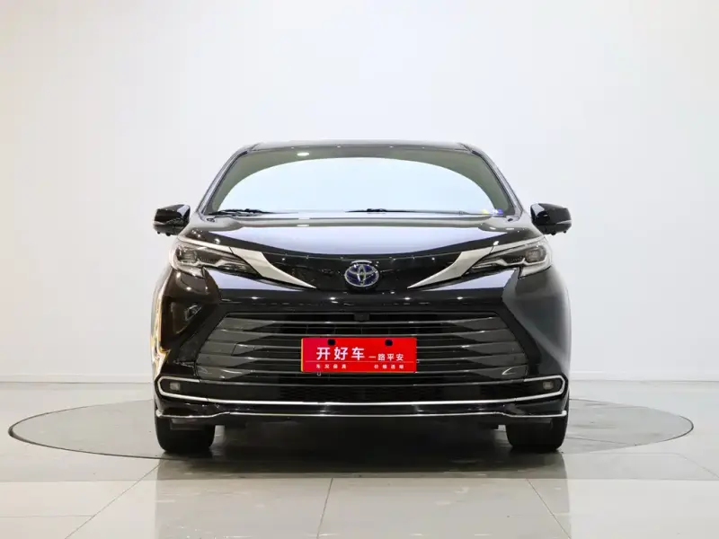 Toyota Sienna, 2023