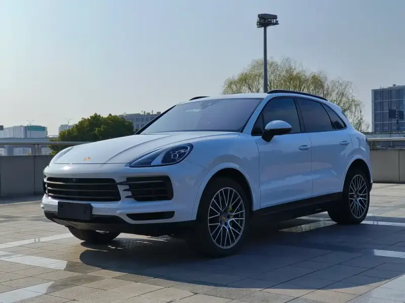 Porsche Cayenne, 2023