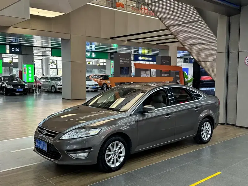 Ford Mondeo, 2013