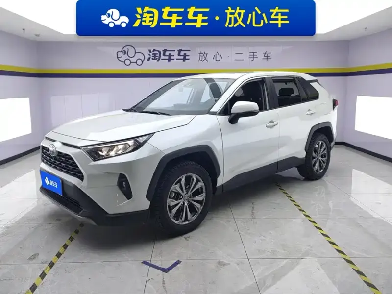 Toyota RAV4, 2024