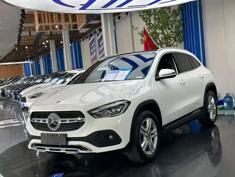 Mercedes-Benz GLA, 2022