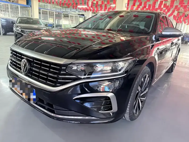 Volkswagen Passat, 2022