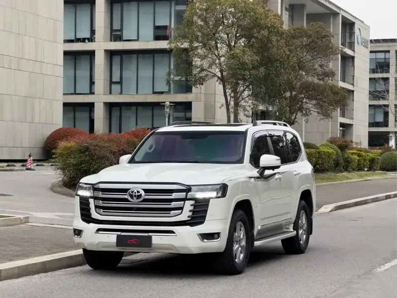 Toyota Land Cruiser, 2023