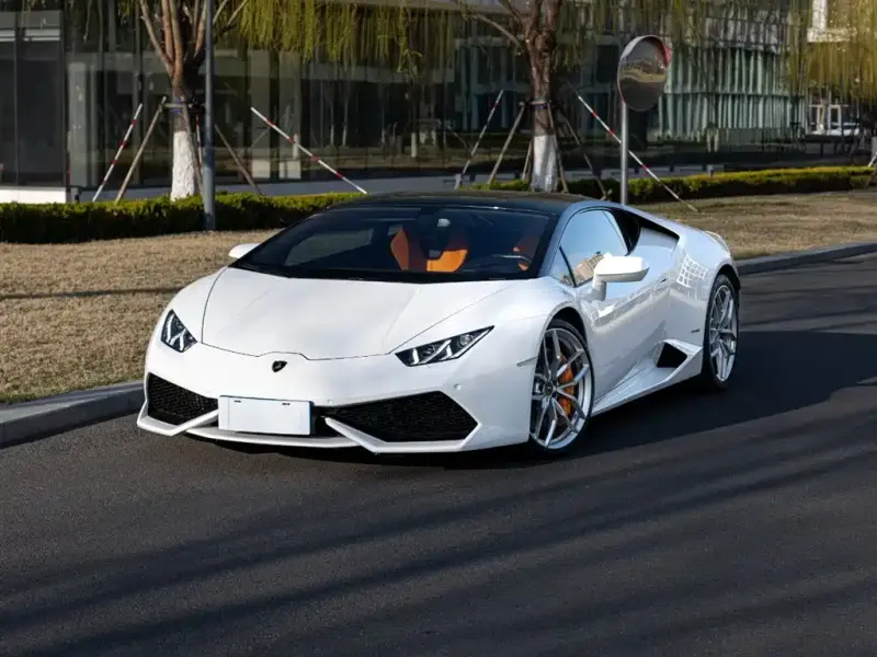 Lamborghini Huracán, 2015