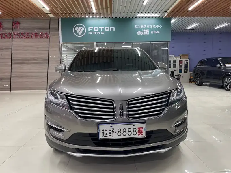 Lincoln MKC, 2017