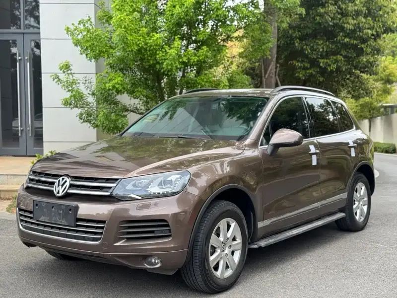 Volkswagen Touareg, 2013