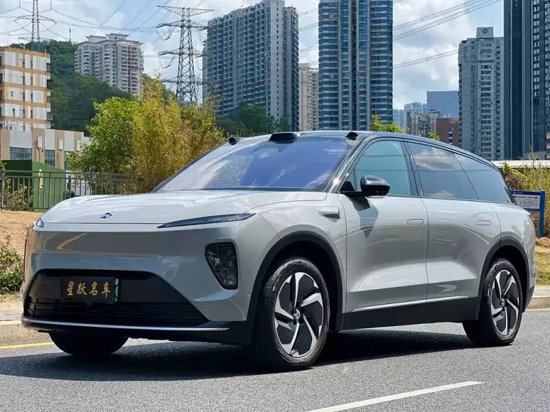 NIO ES8, 2024