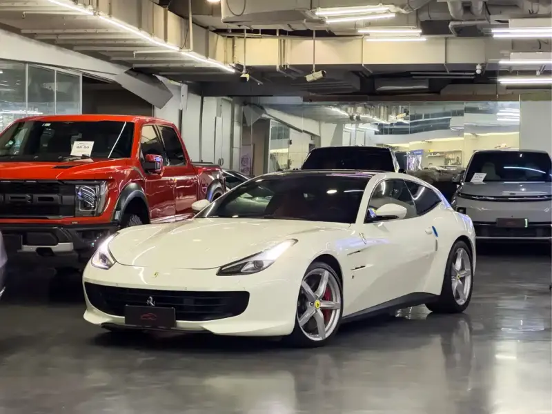 Ferrari GTC4Lusso, 2019