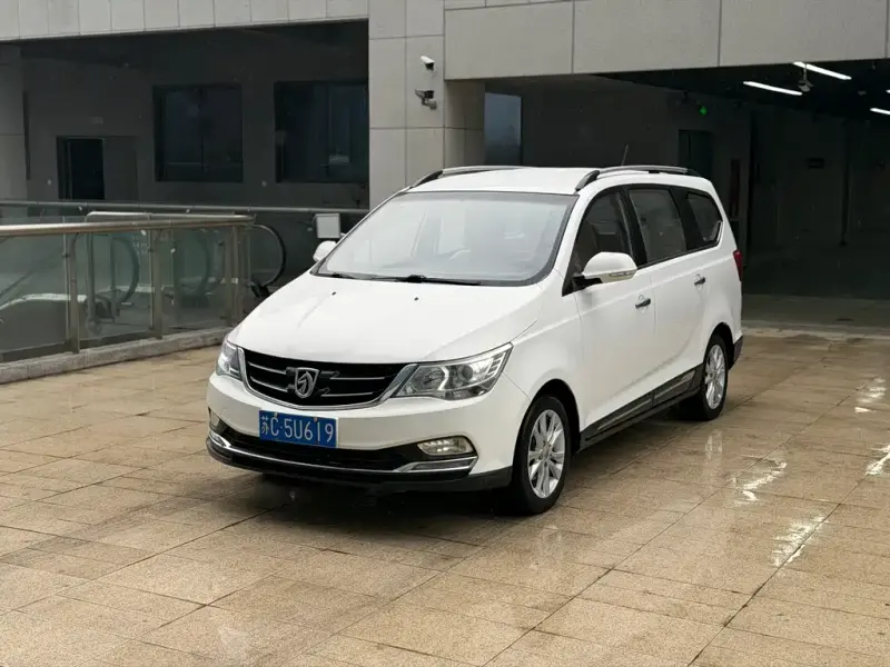 Baojun 730, 2016