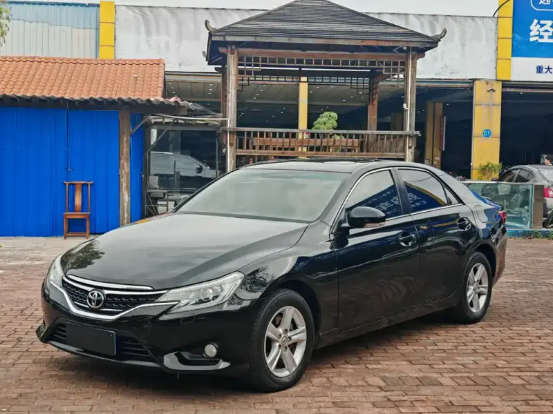 Toyota Reiz, 2014