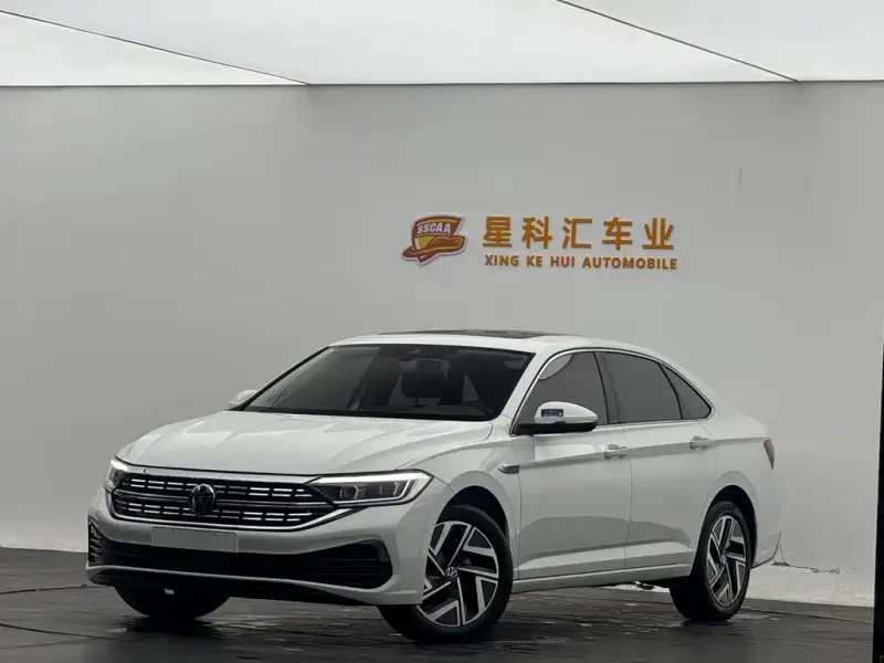 Volkswagen Sagitar, 2023