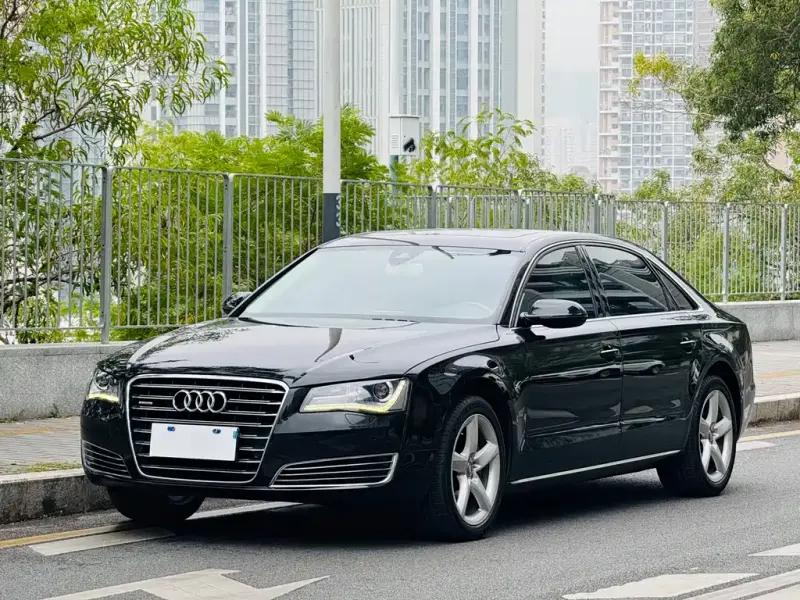 Audi A8, 2013