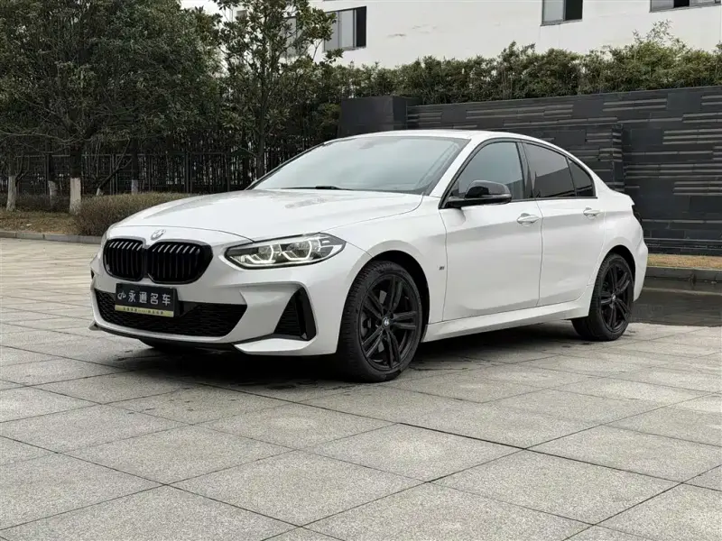 BMW 1 Series, 2023
