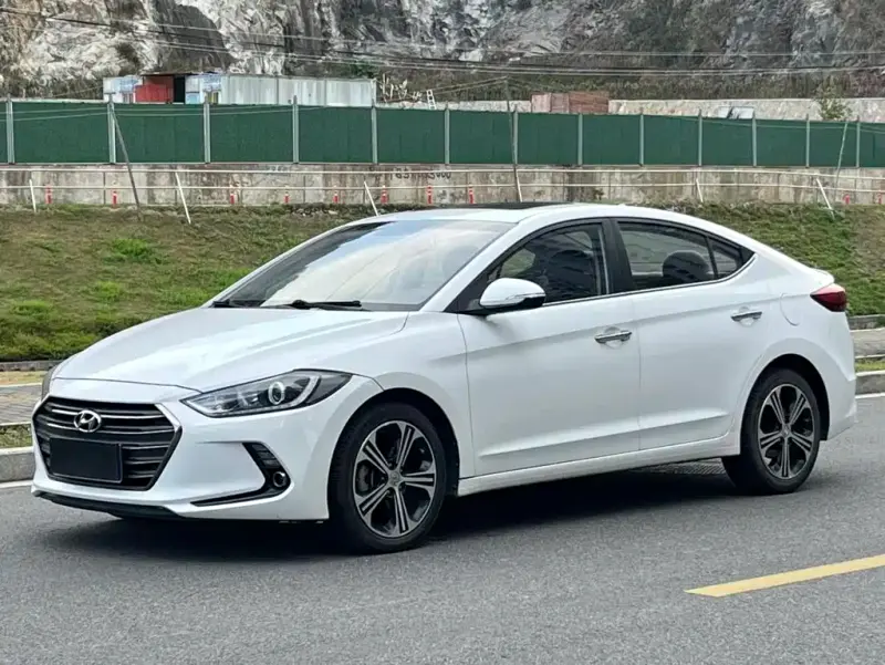 Hyundai Elantra, 2019