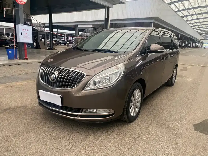 Buick GL8, 2015