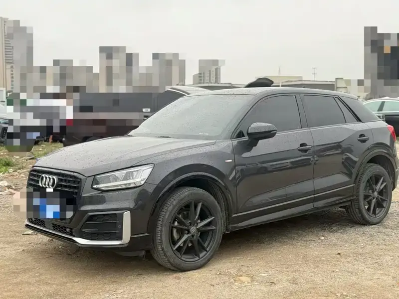 Audi Q2L, 2020