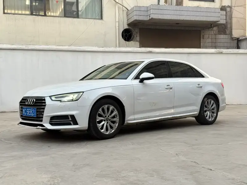 Audi A4L, 2019