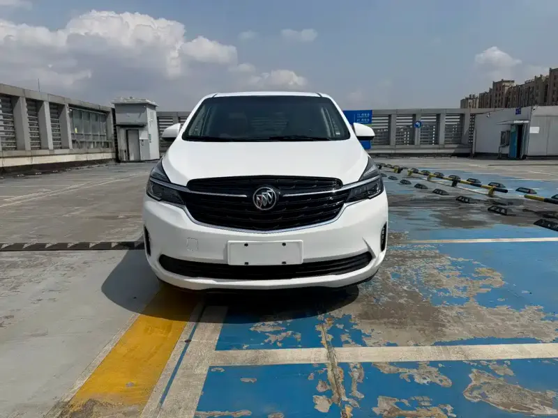 Buick GL8, 2022