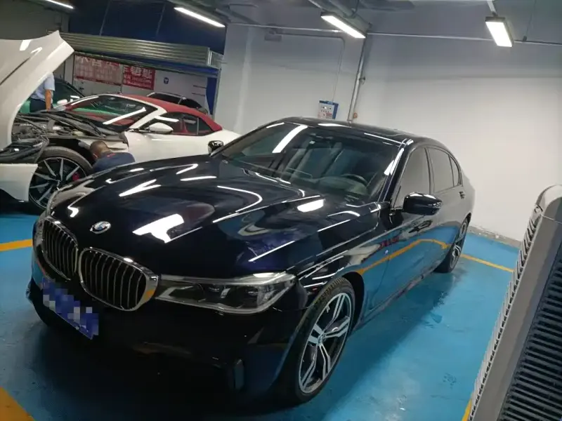 BMW 7 Series, 2019