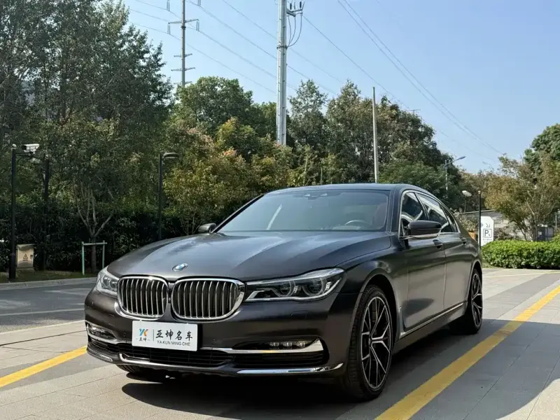 BMW 7 Series, 2019