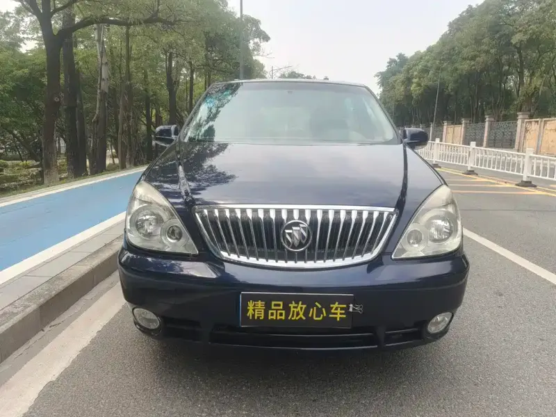 Buick GL8, 2014