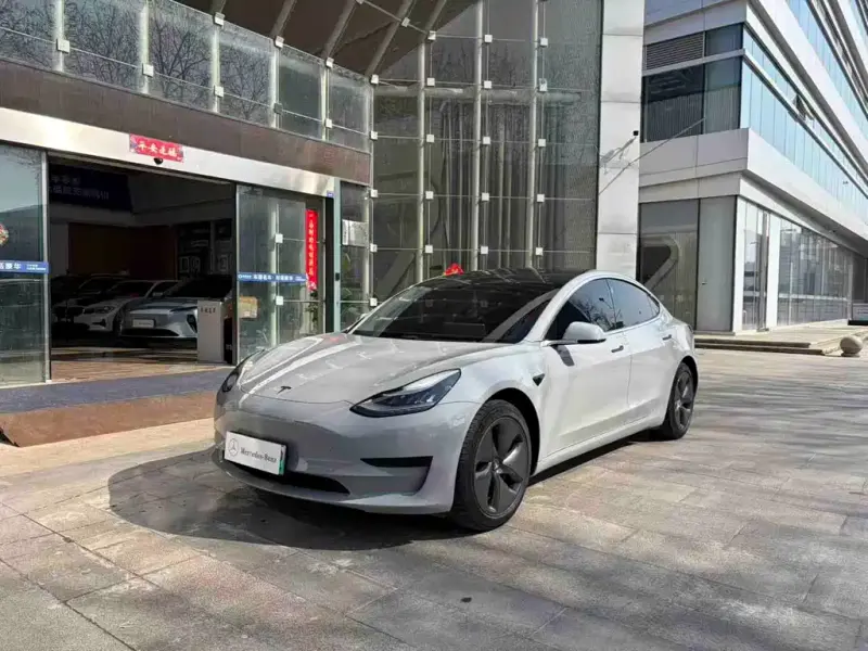 Tesla Model 3, 2020