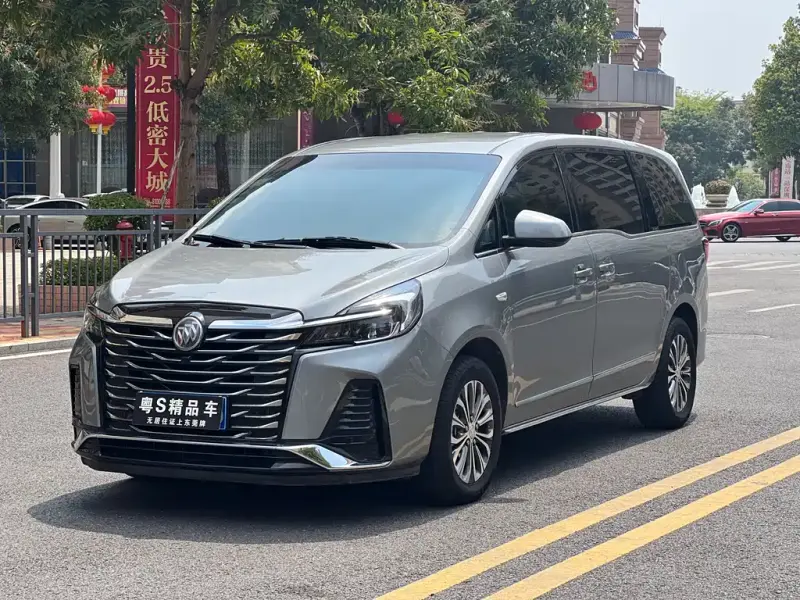 Buick GL8, 2022