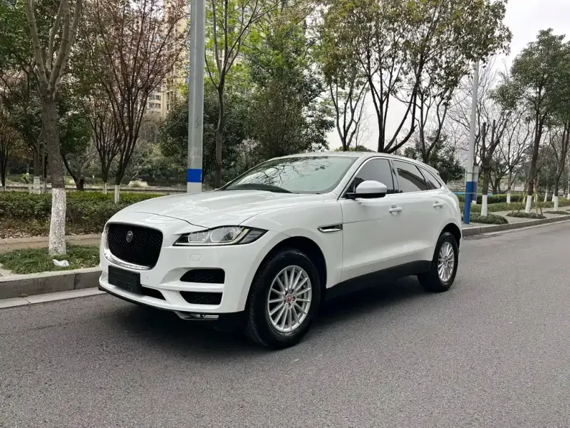 Jaguar F-PACE, 2019
