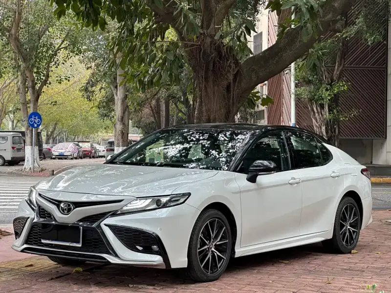 Toyota Camry, 2023