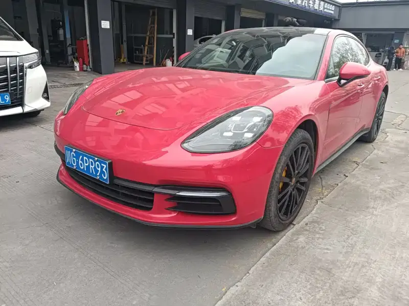 Porsche Panamera, 2019
