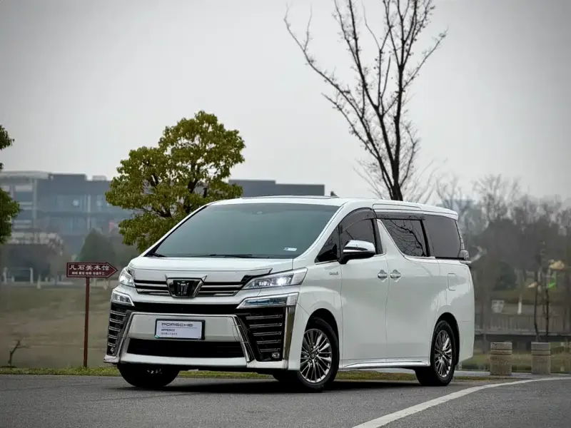 Toyota Vellfire, 2022