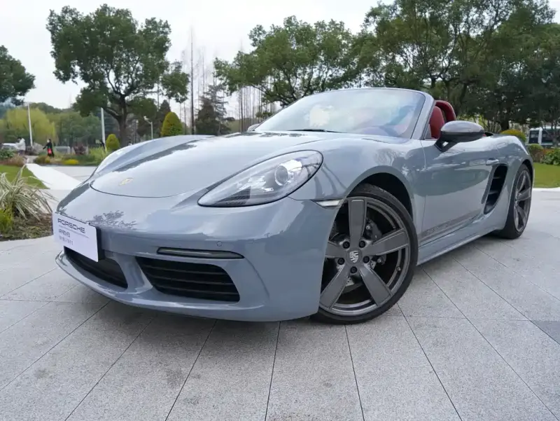 Porsche 718, 2023