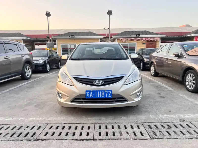 Hyundai Verna, 2014