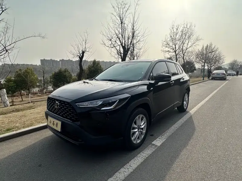 Toyota Corolla Cross, 2025