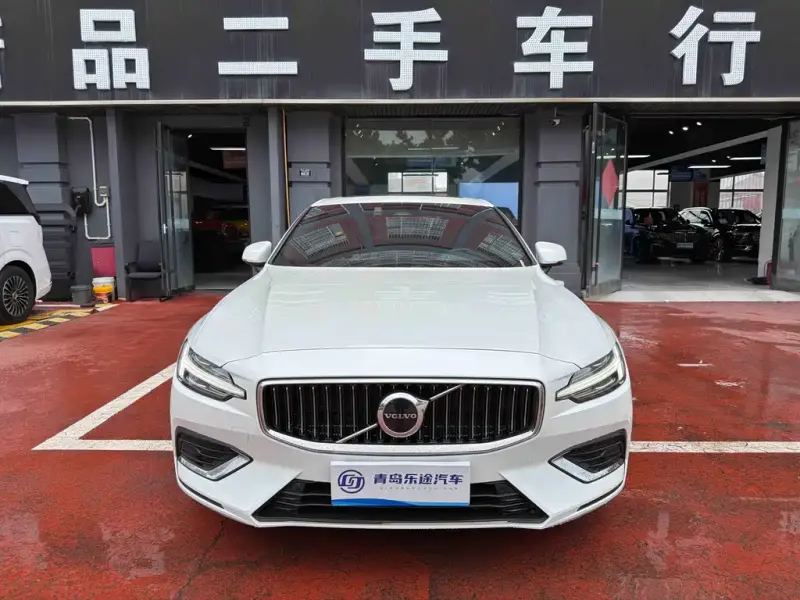 Volvo S60, 2024