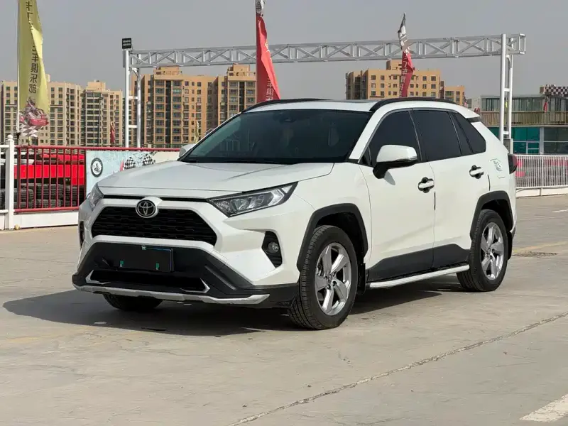 Toyota RAV4, 2021