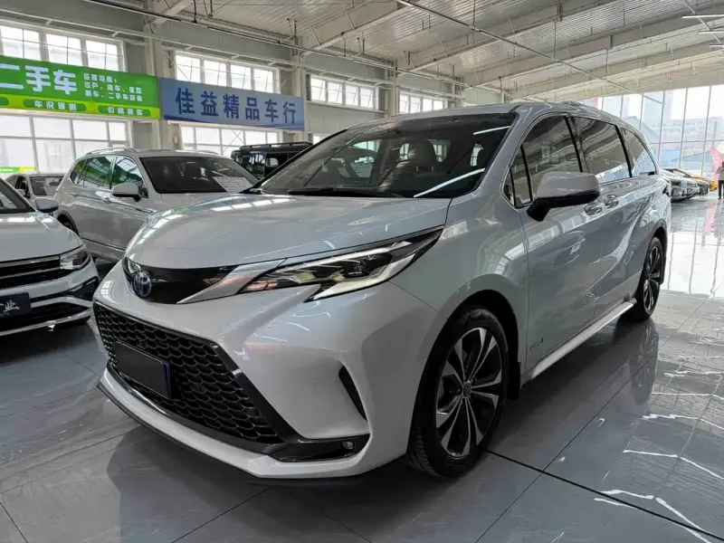 Toyota Granvia, 2023