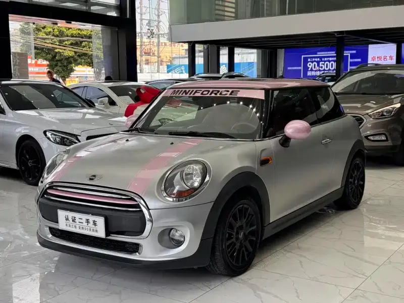 MINI Mini, 2014
