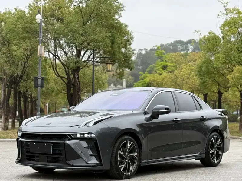 Lynk & Co 03, 2025