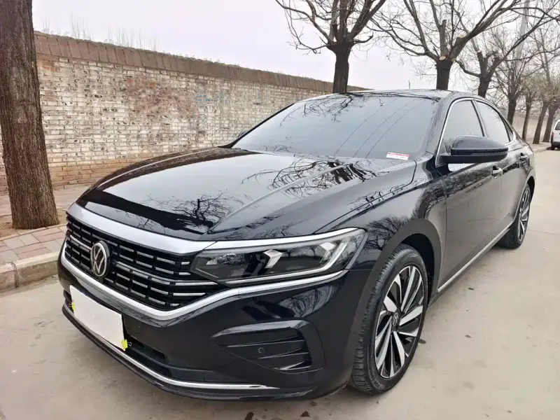 Volkswagen Passat, 2022
