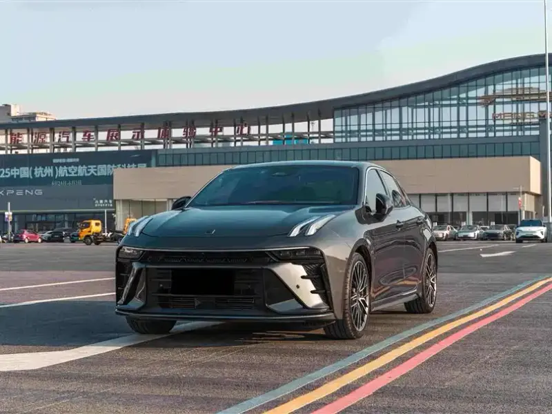 Lynk & Co 03, 2025