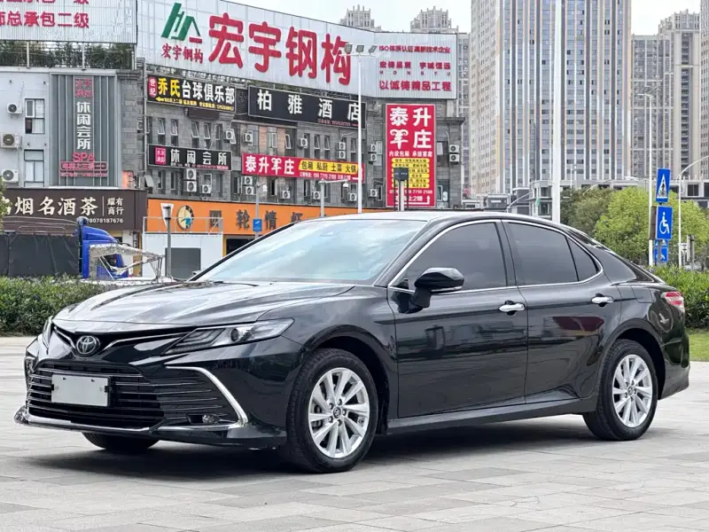 Toyota Camry, 2023