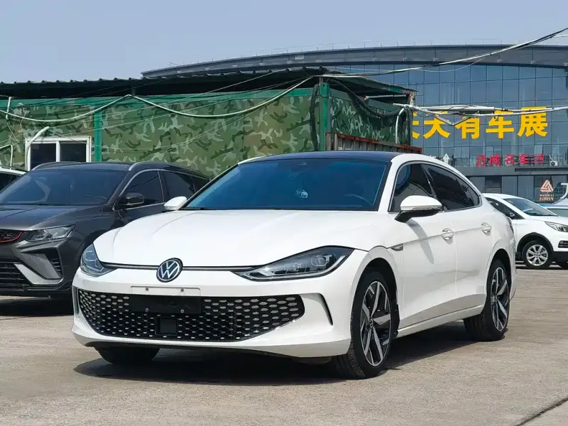 Volkswagen Lamando, 2023