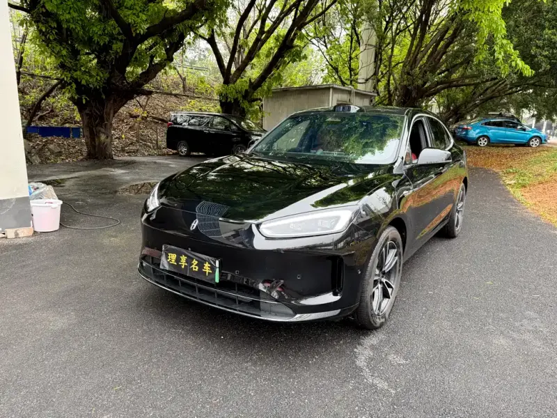 AITO M5, 2025