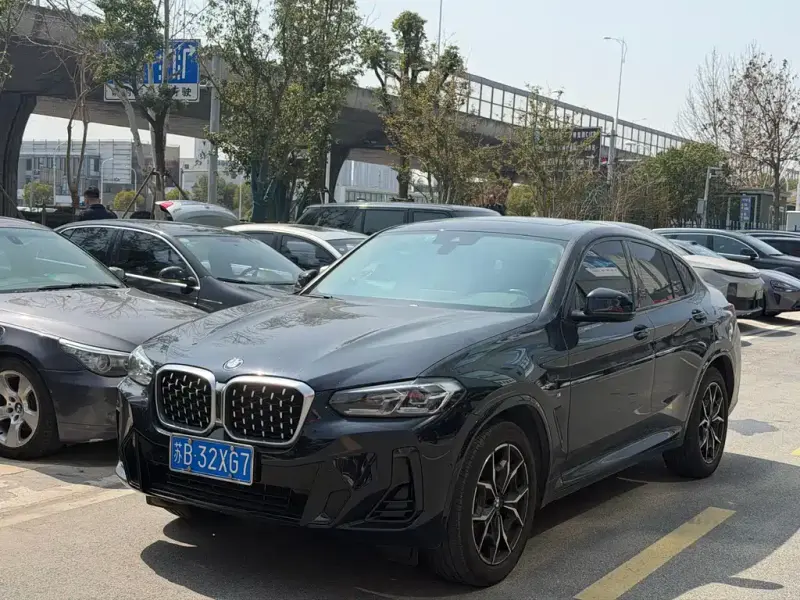BMW X4, 2022