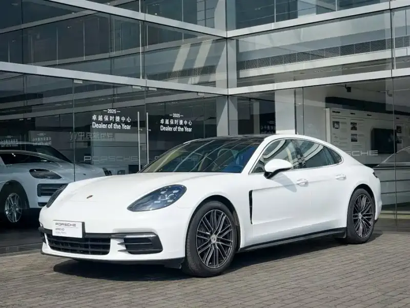 Porsche Panamera, 2018
